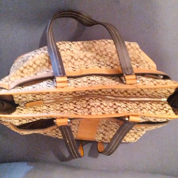 Coach Signature Diaper or Tote Bag No. J1176-F77156 - Picture 3 of 12